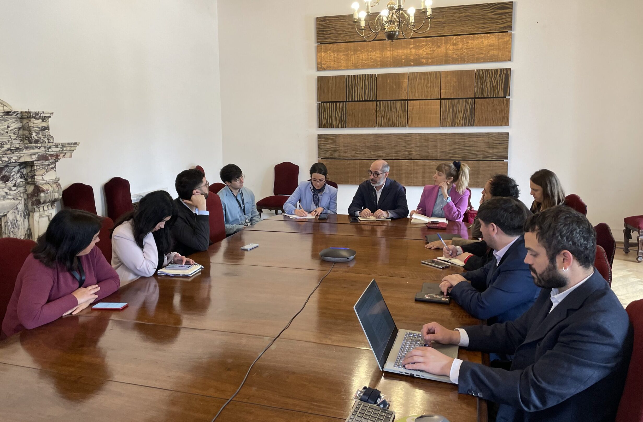 Cosoc Segpres realizó sesión ordinaria en La Moneda y abordó consulta ciudadana del 6° Plan de Estado Abierto