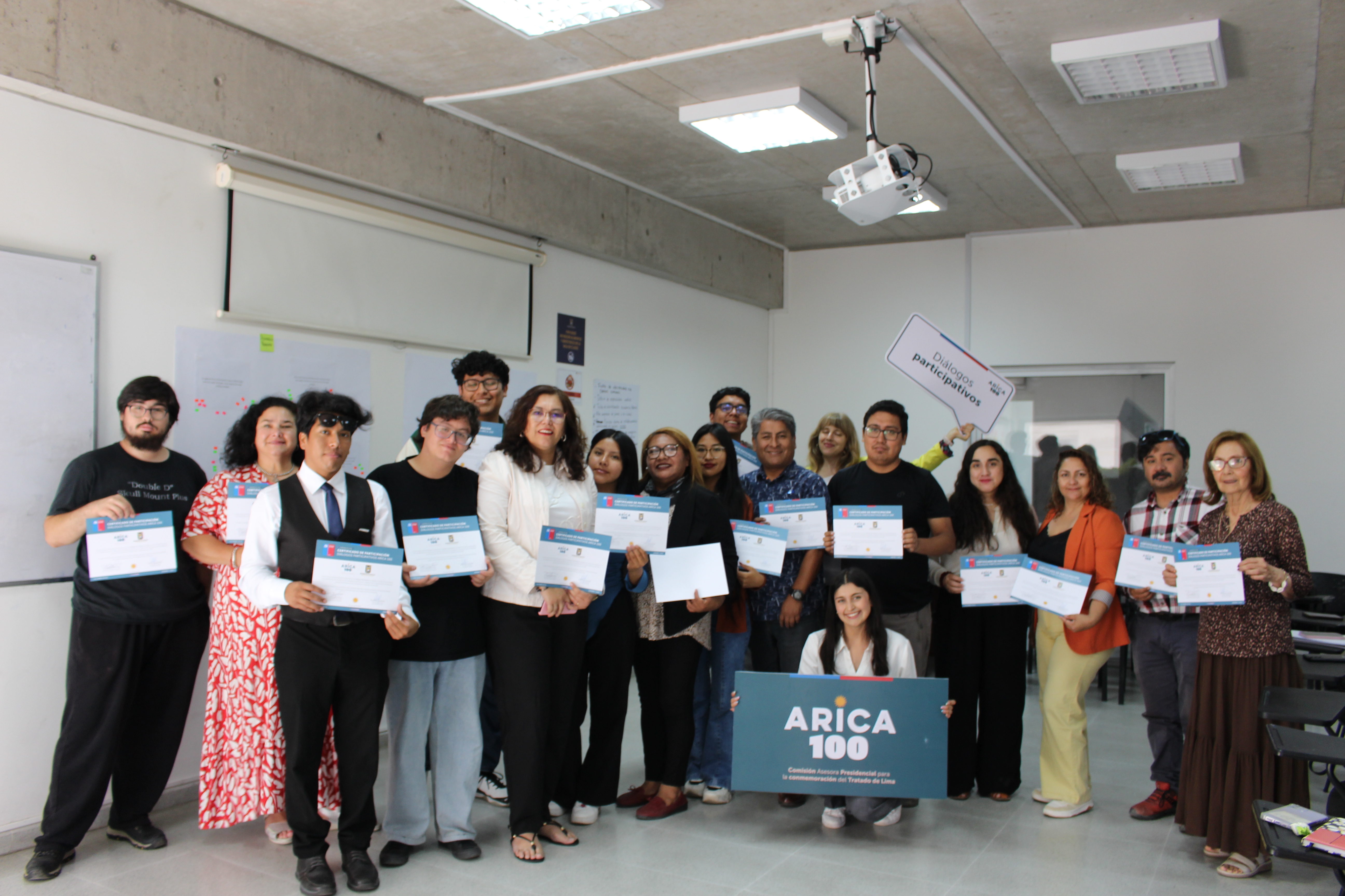 Realizamos diálogos participativos en Arica que culminan el proceso de participación ciudadana de la Comisión Arica 100